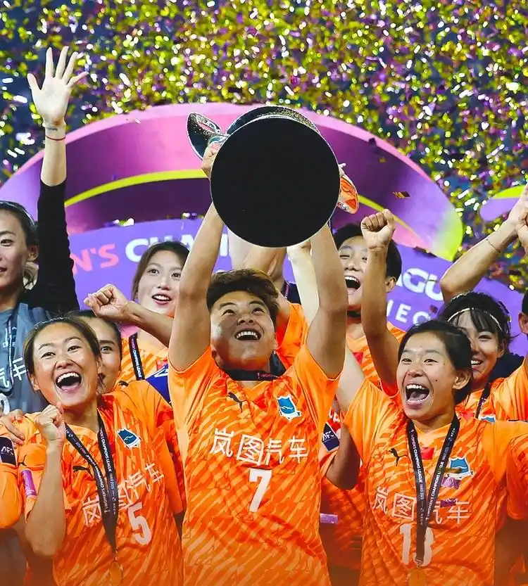 雷速体育比分直播-足球联赛冠军战团队整合实力，综合实力达巅峰