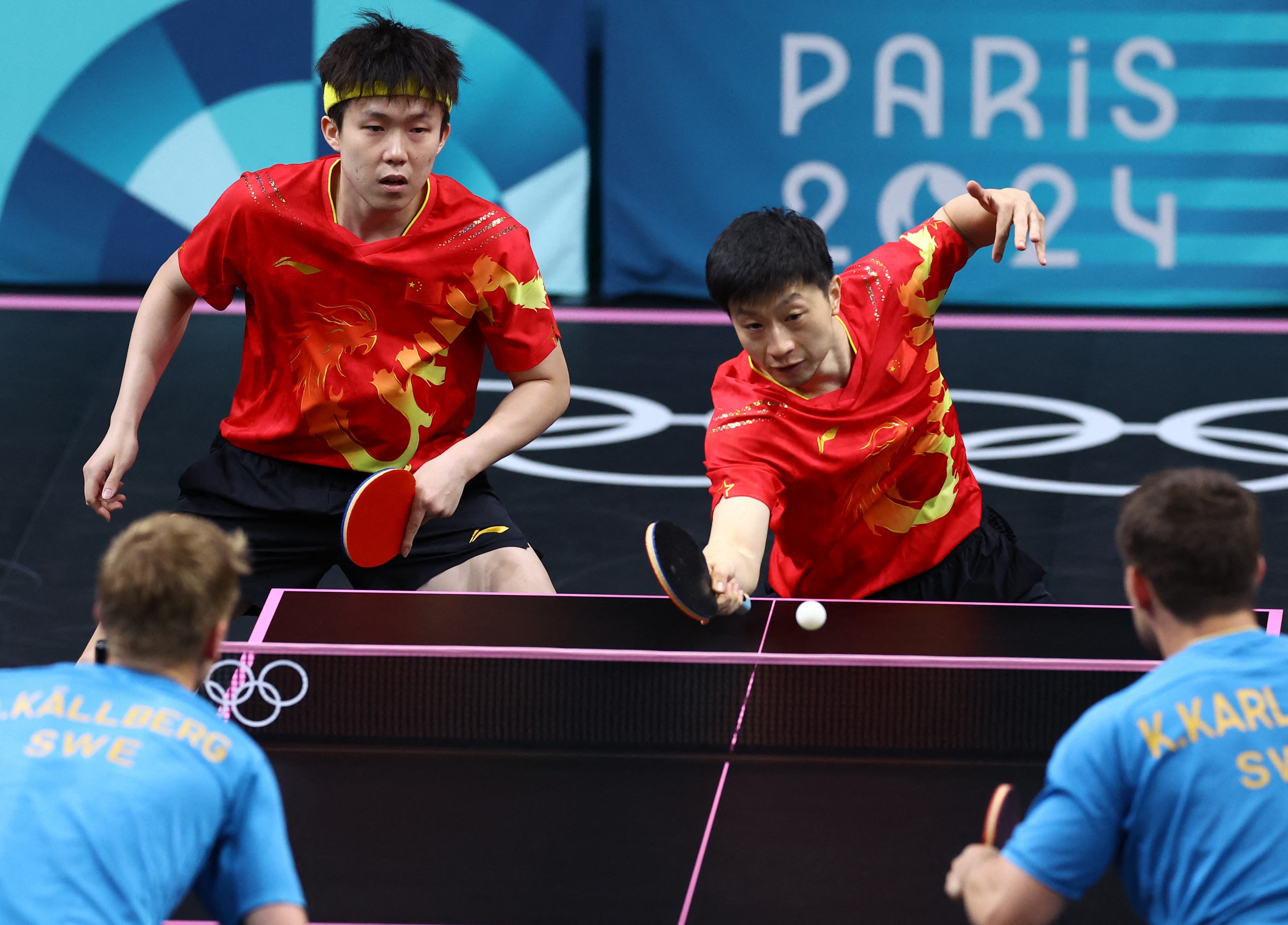 雷速体育入口-波兰乒乓球队鏖战比利时乒乓球队，马龙送出助攻