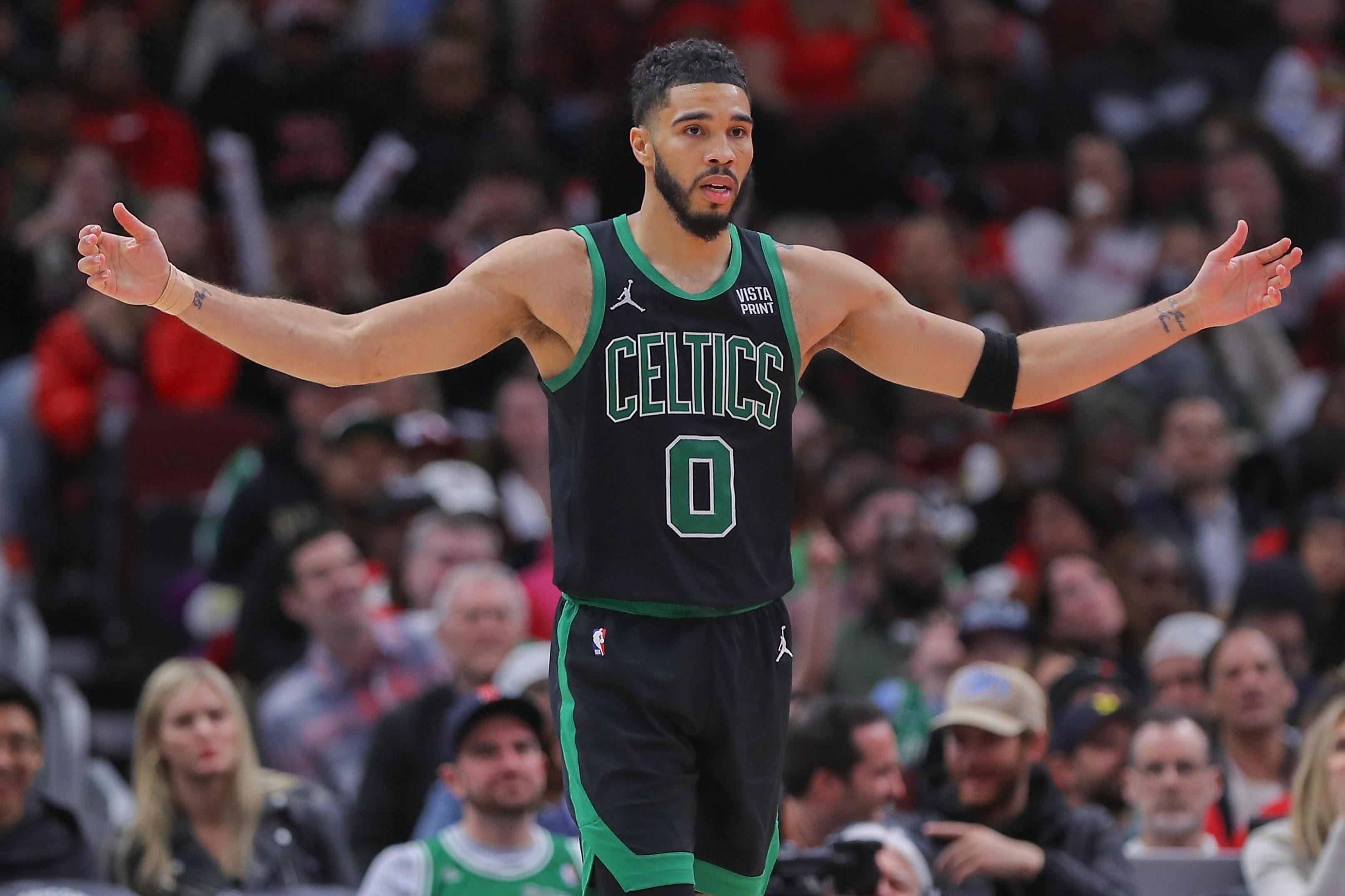 上海队横扫篮网，塔图姆高光表现