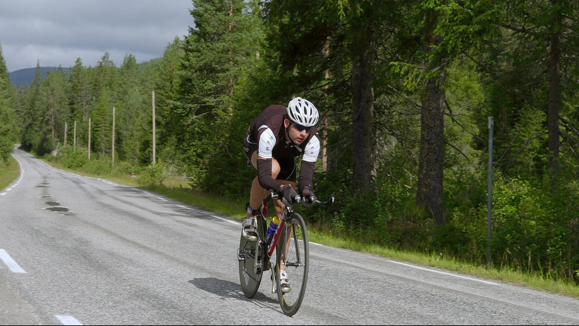 辽宁队正面击溃快船，范弗利特成为关键先生