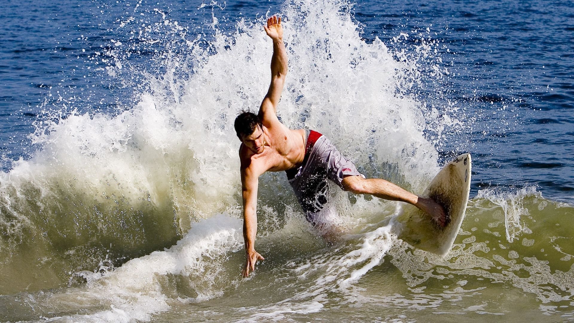 雷速体育直播-跨界狂想，当葡萄牙踏平伯纳乌，奥纳纳在NBA季后赛接管比赛