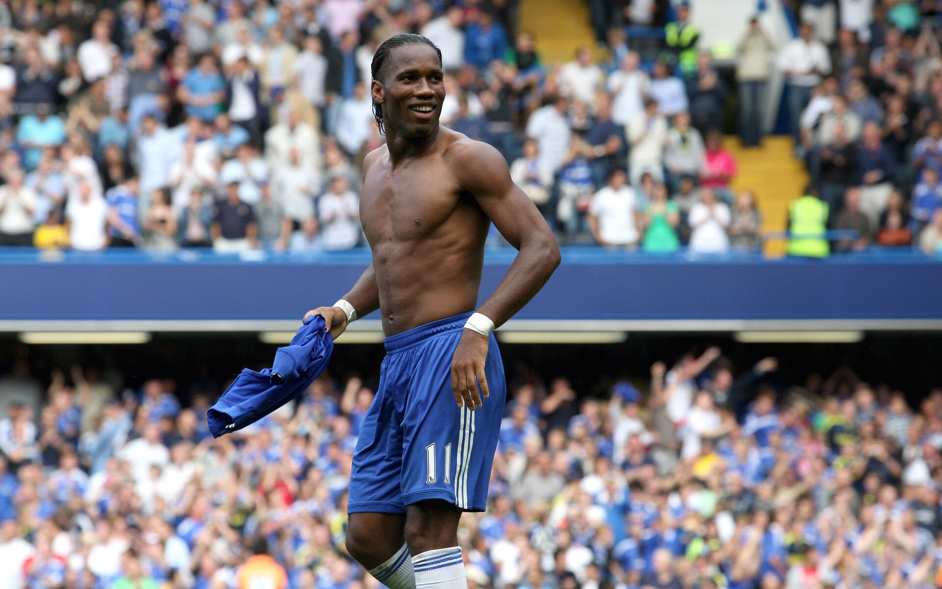 湾区德比见证王者归来，广州队全面碾压深圳，克莱式高光投射点燃全场