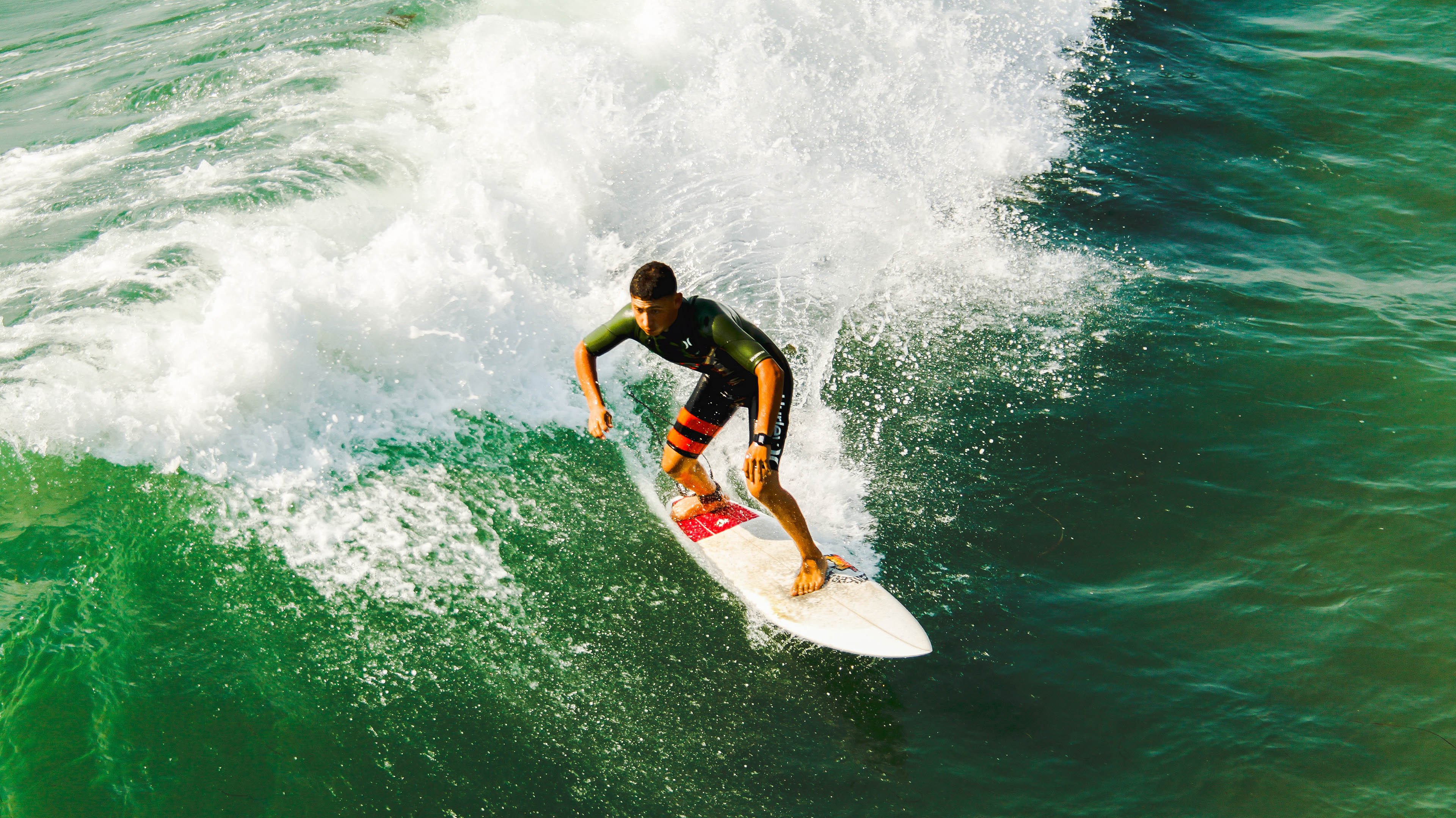 逆境中的双星闪耀，葡萄牙绝境翻盘，张继科刷新纪录